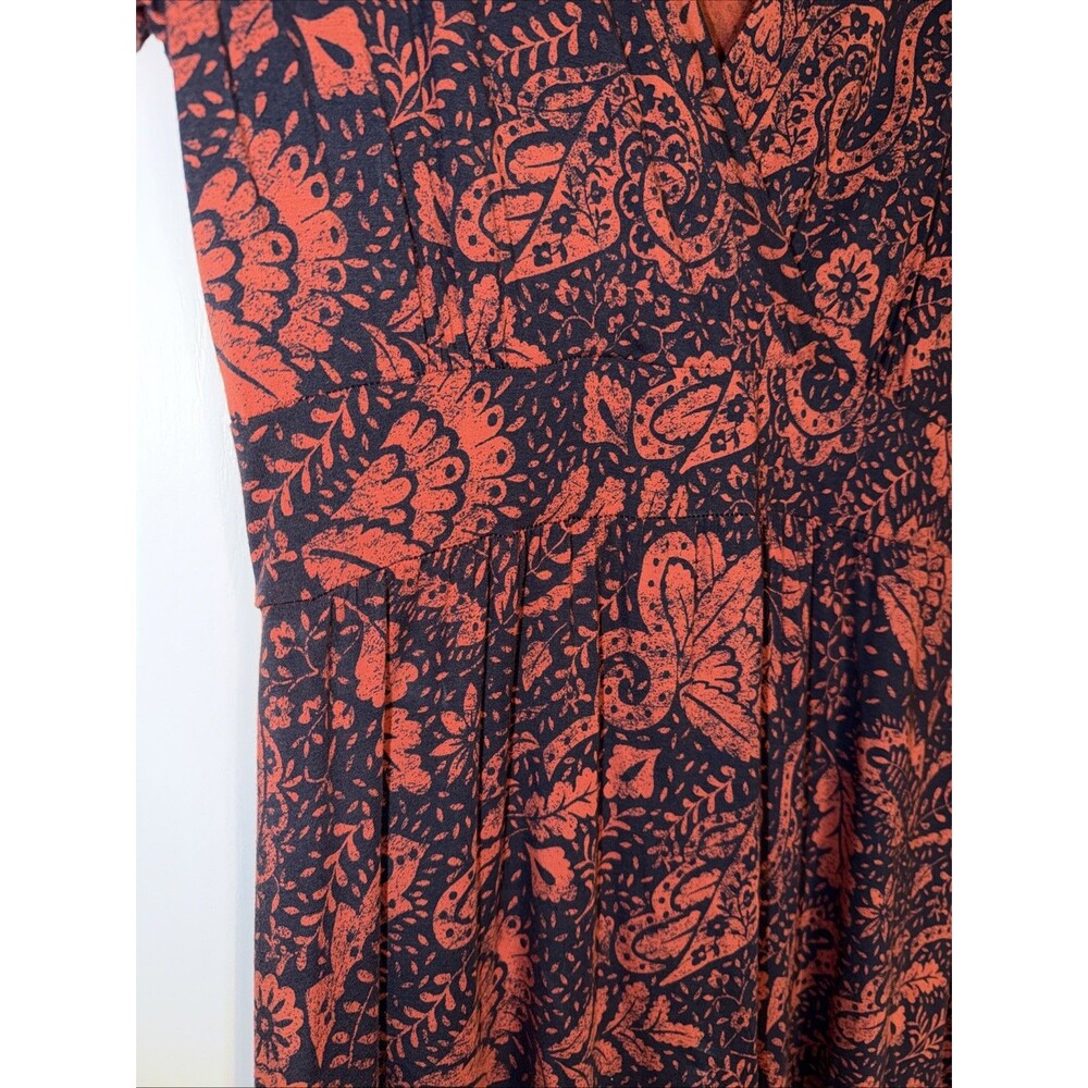 LL Bean Jersey Knit Faux Wrap Midi Dress Floral Leaf Red Med Short Sleeve Soft - Picture 3 of 15